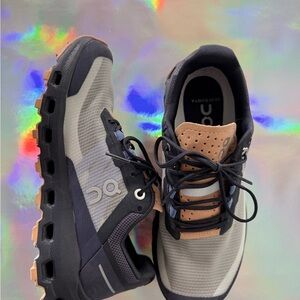 OnCloud Women's Athletic Shoes - Navy Blue, Gray, and Orange